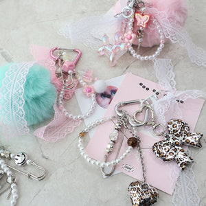 Latest IT Girl keychains