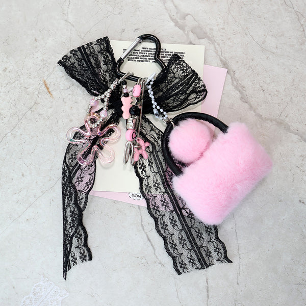 Soft grunge keyholder