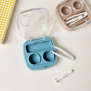 user-friendly lens case