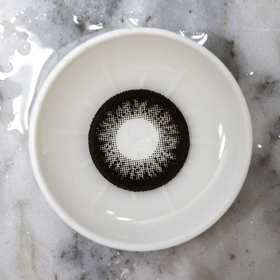 dolly contacts black