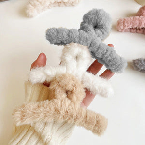 Minimalist cute Fluffy Hair Claw Clip for all hair length 
