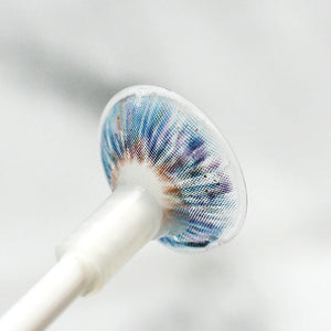 Princess Pinky Mojo Blue Color Contact Lens on inserter
