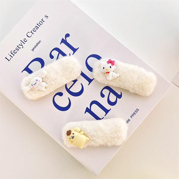 Sanrio Hair Clip in white and fluffy design